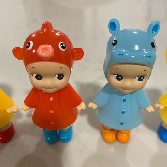 FULL SET - Sonny Angel I Love Rainy Days Series - NWOT - Picture 6 of 8